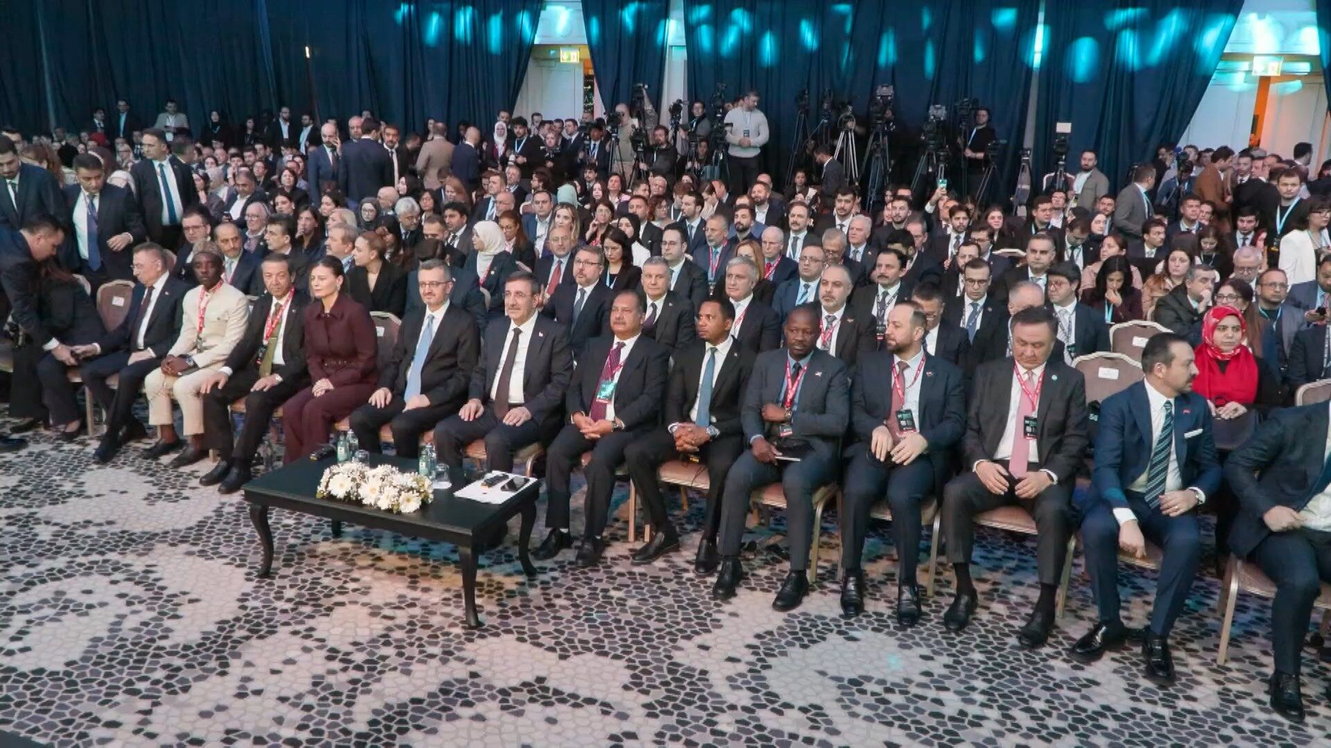 I S T A N B U L I L E T I S I M B A S K A N I D U R A N S I V I L L 1231798 366384